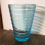 イッタラのグラスの写真