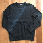 GUの霜降りグレーのトレーナーの写真