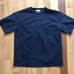 レイジブルーの青いシアサッカーカットソーの写真