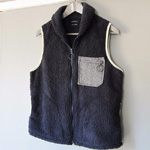 青いフリースボアベスト