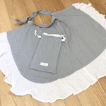 ストライプ×花柄レースのお洒落な授乳ケープの写真