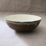 茶色と青色が入った茶碗