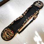 ネオプレン素材のスノーボードバッグ