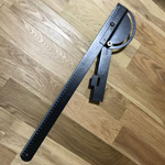 丸ノコの定規になるソーガイドの写真