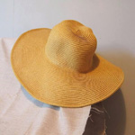 ストローハットの写真