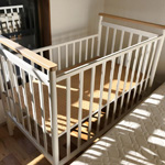 スヴェンスク・ コリィ ベビーベッドの写真