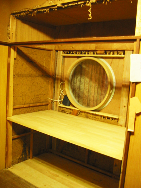 胴縁に棚板を天板