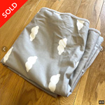 西松屋の防水おねしょシーツ