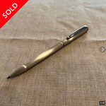 モンブランの2色ボールペン