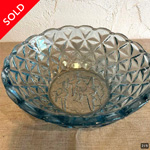 青いガラスのレトロなガラスボウル