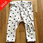 H&M レギンス オフホワイト×ハートドットの写真