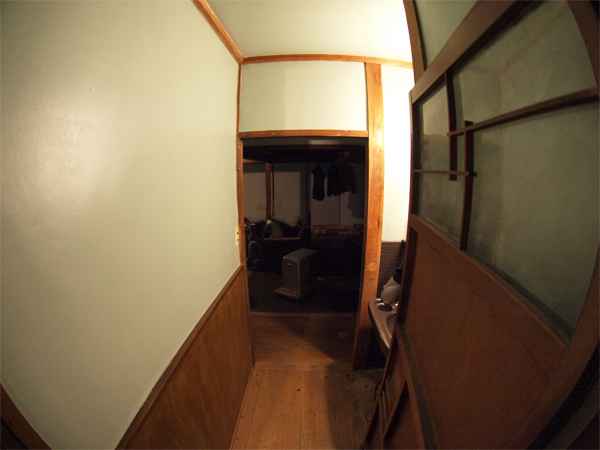 和風の洗面所を洋風にリフォーム